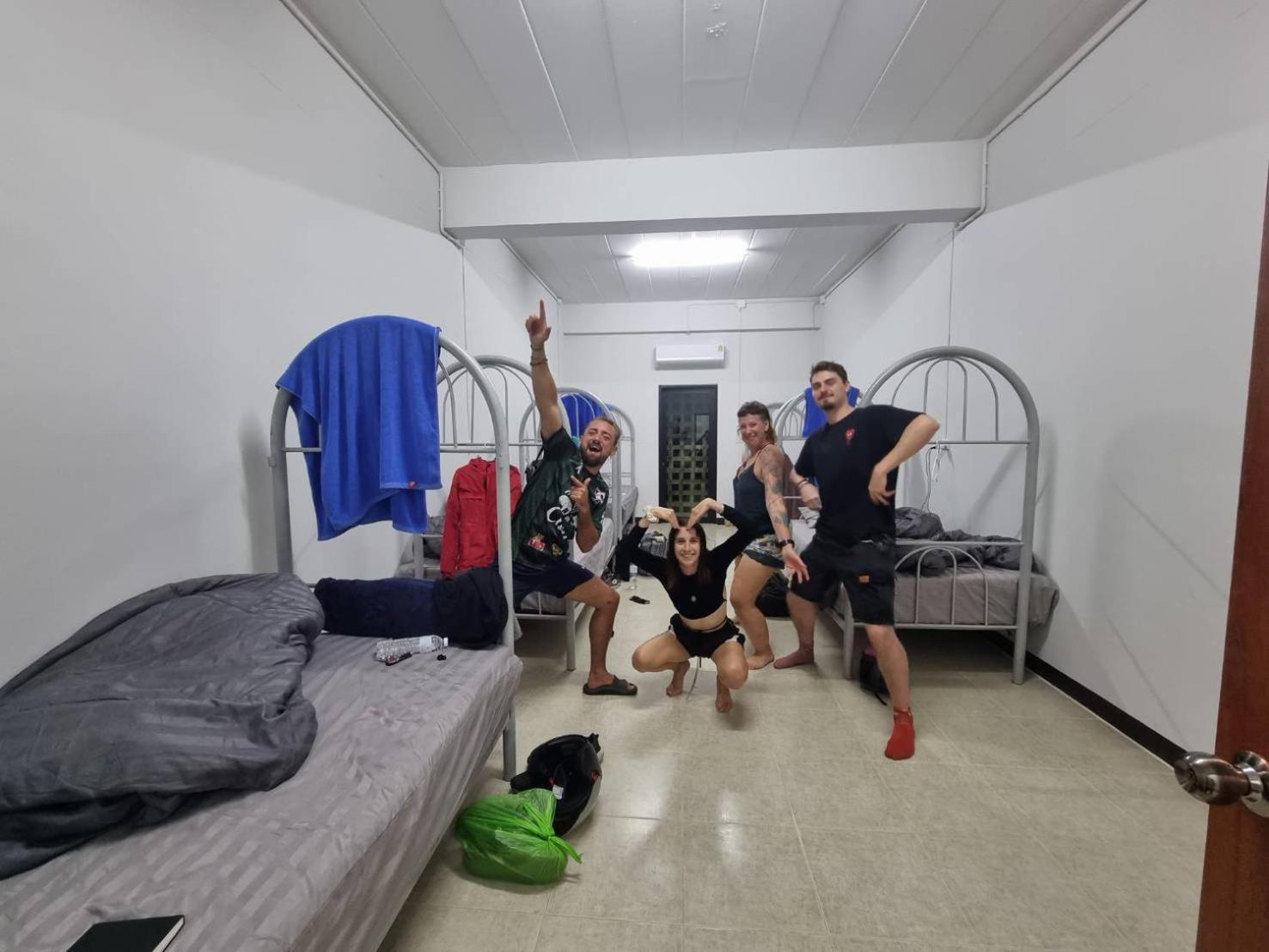 The Savannah Hostel פאי מראה חיצוני תמונה